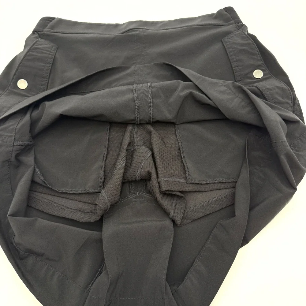 Athleta Black Skort Women's Size 8 Built In Shorts Snap Pockets Golf Hiking